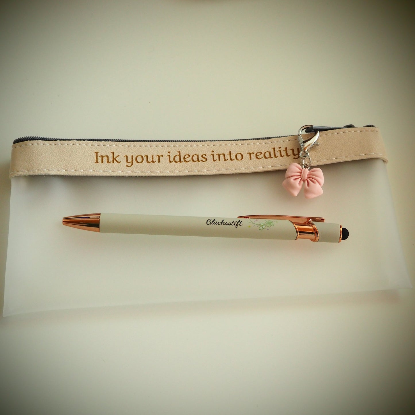 Ink & Bloom Set – Stifttasche mit Kugelschreiber