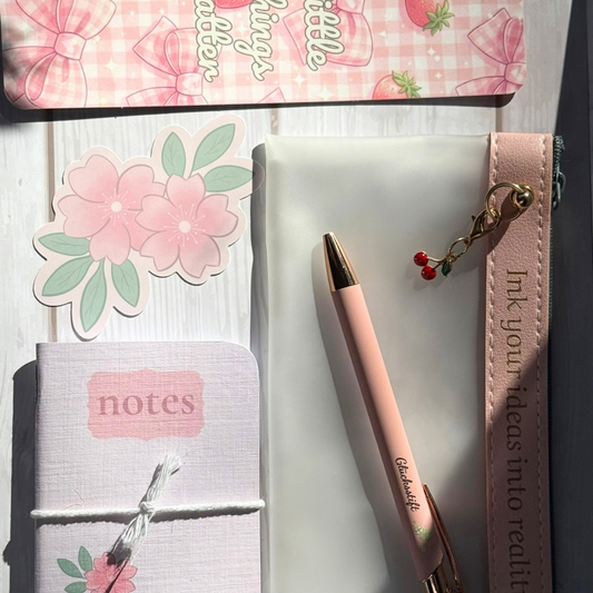 Ink & Bloom – Schreibwaren-Geschenkset mit gravierter Federtasche