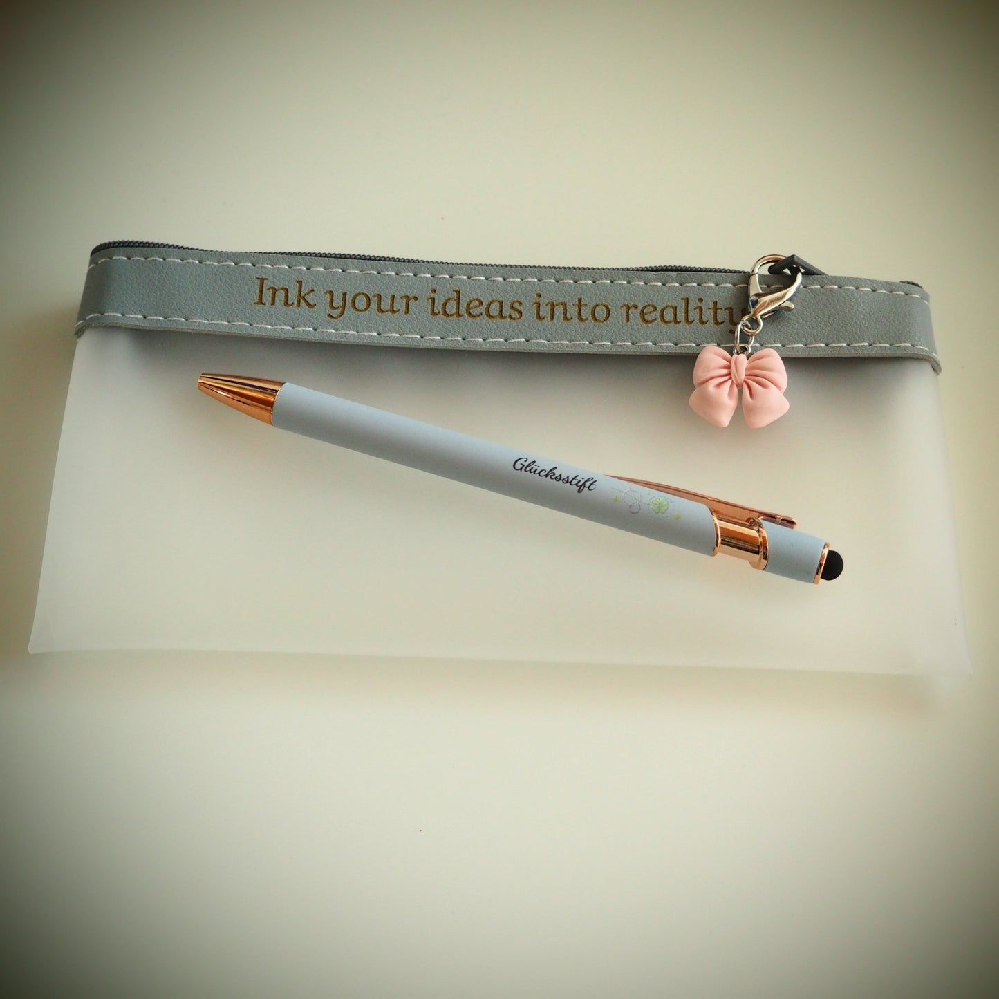 Ink & Bloom Set – Stifttasche mit Kugelschreiber